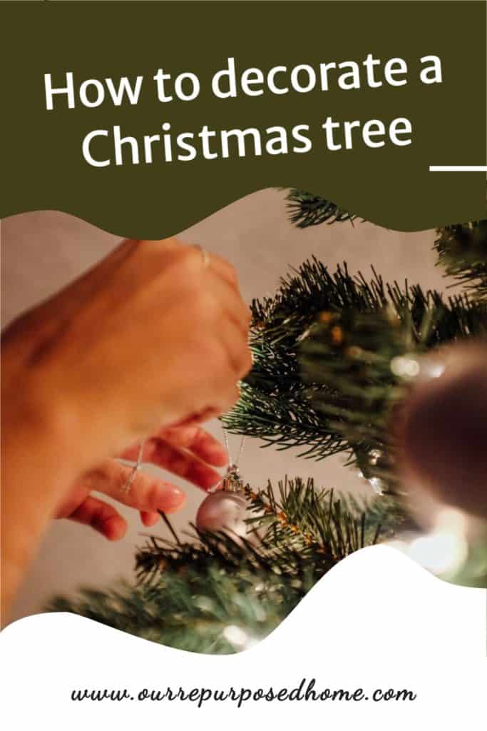 decorate a Christmas tree