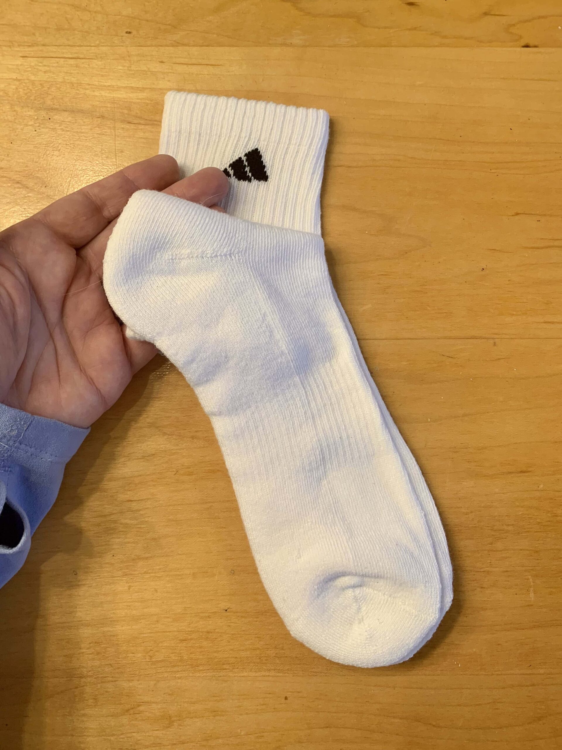 How to fold socks the tuck and roll method