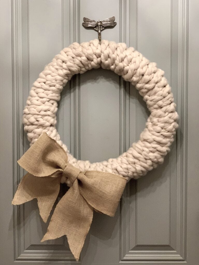 Yarn wreath for boho Christmas decor